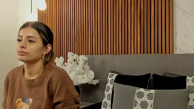 Amara Velvet  online show from 05.31.26