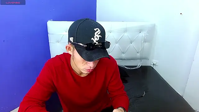 Snapshot of masterboyx chatting on 02.26.26 masterboyx online show from 02.26.26