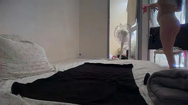 Snapshot of Neila_SexyGirl chatting on 06.16.26 Neila SexyGirl online show from 06.16.26