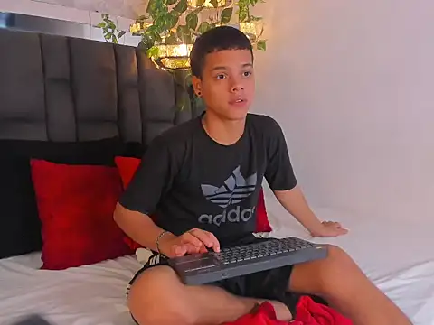 Snapshot of PATRIICKMILLER chatting on 02.26.26 PATRIICKMILLER online show from 02.26.26