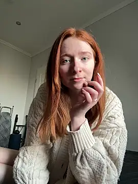 Snapshot of HoneyBunny18 chatting on 02.28.26 HoneyBunny18 online show from 02.28.26