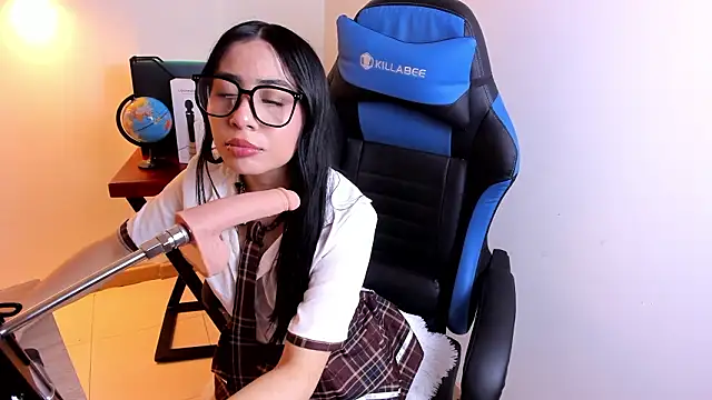 Valecute  online show from 03.25.26