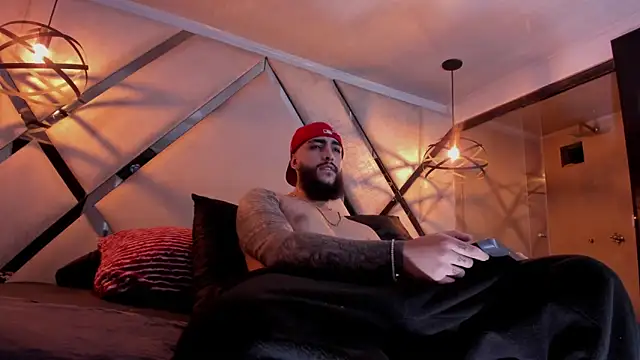 SantiagoHincapiie online show from 03.05.26