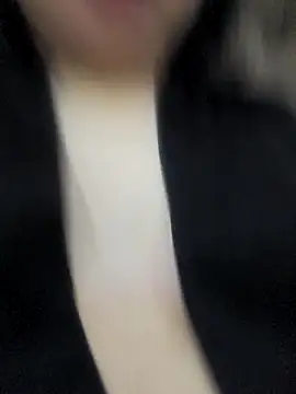 Snapshot of Halyken chatting on 02.27.26 Halyken online show from 02.27.26