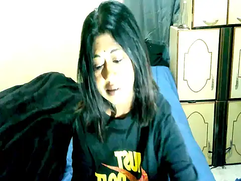 IndianPleasures21 online show from 04.27.26