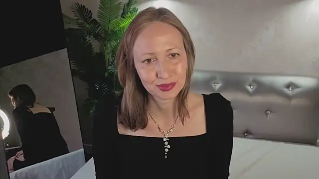 Elizabeth Andersonn online show from 03.08.26