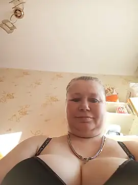 KiraStanton online show from 06.13.26