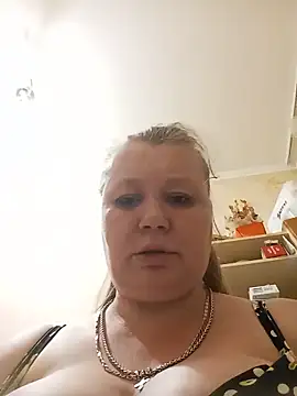 KiraStanton online show from 06.16.26