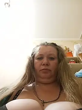 KiraStanton online show from 06.26.26
