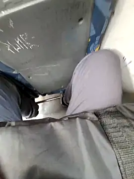 Snapshot of PudimGuloso chatting on 02.25.26 PudimGuloso online show from 02.25.26