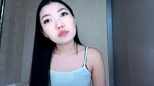 Snapshot of MeiMoon chatting on 02.28.26 MeiMoon online show from 02.28.26