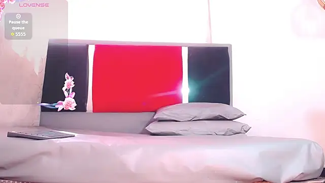 Abby White   online show from 03.25.26