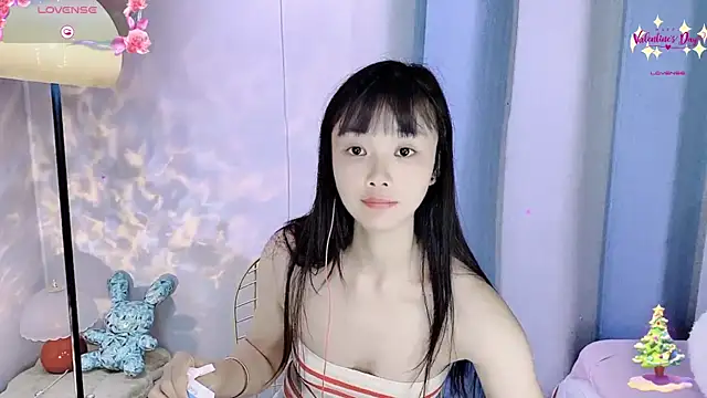 okyssa online show from 04.13.26