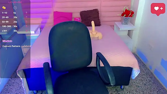 scarleth whisper online show from 04.14.26