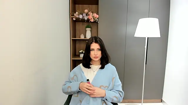 KerrieWeigel online show from 02.21.26