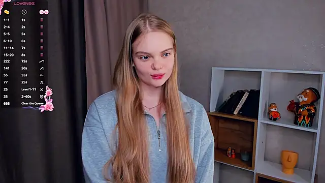 Snapshot of EtsukoStaples chatting on 02.23.26 EtsukoStaples online show from 02.23.26