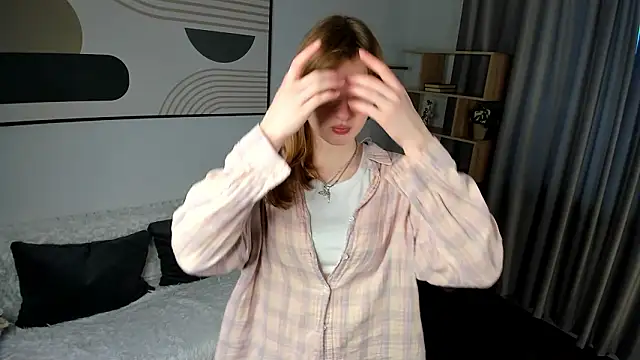 ShantaeClaybourn online show from 03.04.26