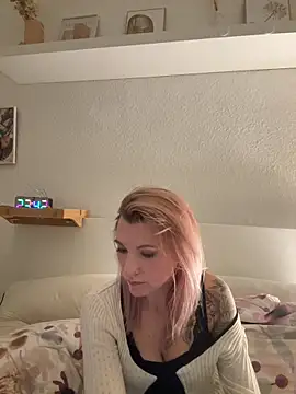 Naya-hot online show from 02.20.26