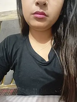 Shanaya-Hotty online show from 06.20.26