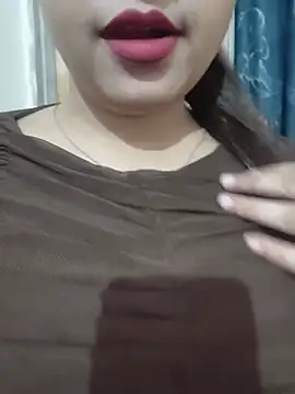 Shanaya-Hotty online show from 07.07.26