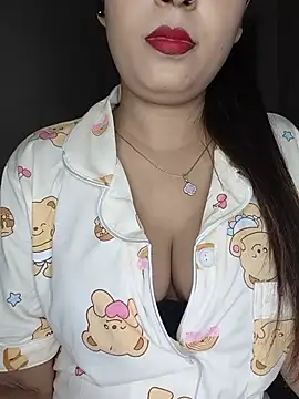 Shanaya-Hotty online show from 07.26.26