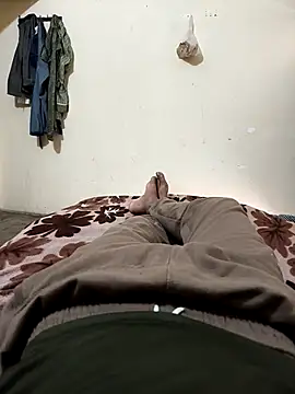 Snapshot of fgkjccjj chatting on 02.21.26 fgkjccjj online show from 02.21.26