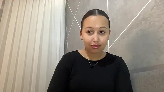 Dana 005 online show from 05.18.26