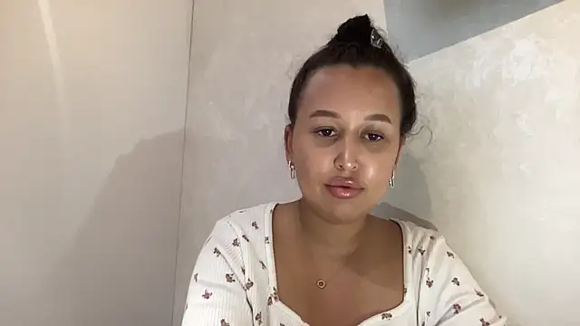 Dana 005 online show from 05.27.26