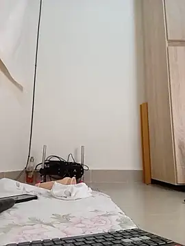 Snapshot of Mariian_Zeller chatting on 06.11.26 Mariian Zeller online show from 06.11.26