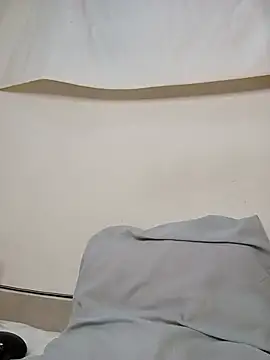 Snapshot of Mariian_Zeller chatting on 06.12.26 Mariian Zeller online show from 06.12.26