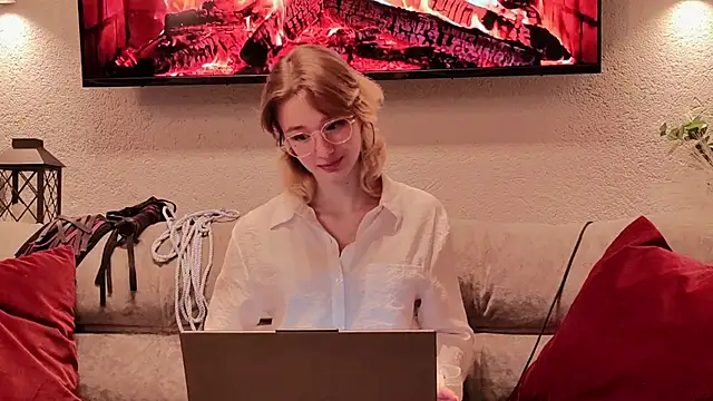 Silva-Tailll online show from 04.03.26