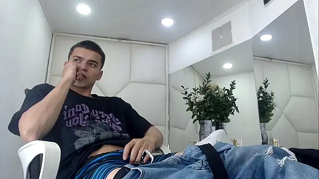 SanttiiBuck online show from 02.27.26