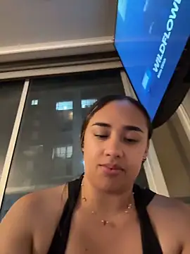 Snapshot of Eyssha chatting on 03.05.26 Eyssha online show from 03.05.26