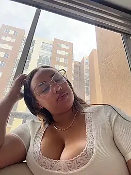 Snapshot of Eyssha chatting on 03.05.26 Eyssha online show from 03.05.26