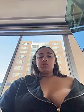 Snapshot of Eyssha chatting on 03.22.26 Eyssha online show from 03.22.26