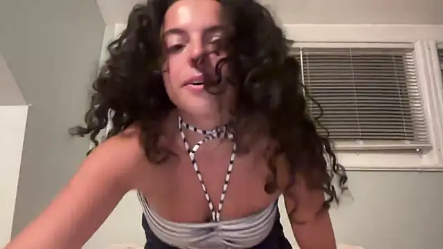 Snapshot of mimilovesdaddy chatting on 02.27.26 mimilovesdaddy online show from 02.27.26