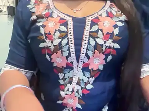 Avneet kaurr1 online show from 03.07.26