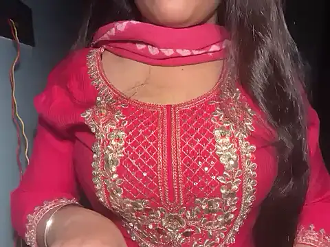 Avneet kaurr1 online show from 06.03.26