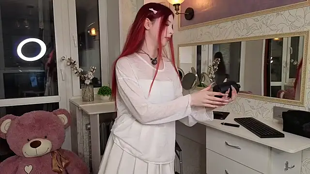 Snapshot of PixieDemon chatting on 02.25.26 PixieDemon online show from 02.25.26