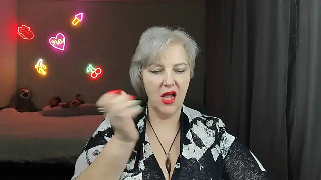 Mary-Leee online show from 03.30.26