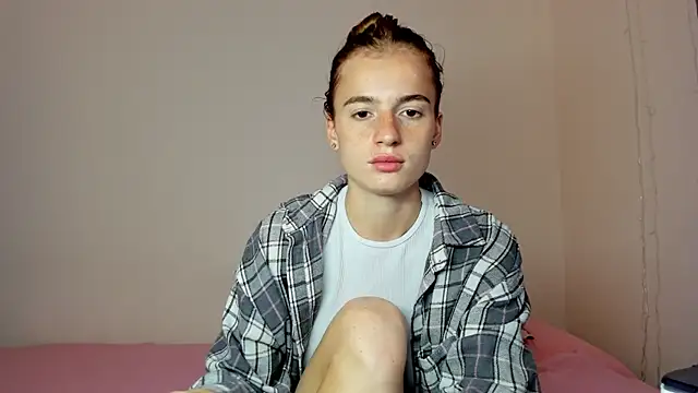 Stacey Brow online show from 06.23.26