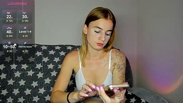 Stacey Brow online show from 07.06.26