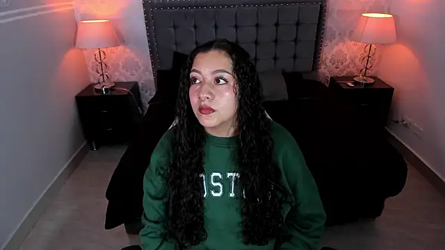 Snapshot of paulys_ chatting on 03.13.26 paulys online show from 03.13.26