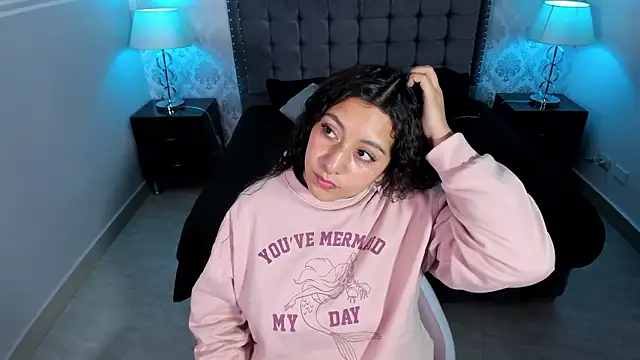 Snapshot of paulys_ chatting on 03.16.26 paulys online show from 03.16.26