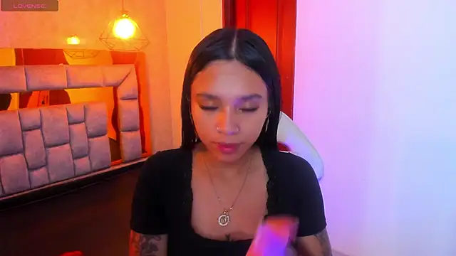 miiaboss  online show from 04.01.26