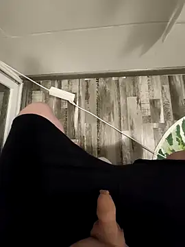 Model691 online show from 04.25.26