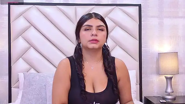 EmmaLeens online show from 02.22.26