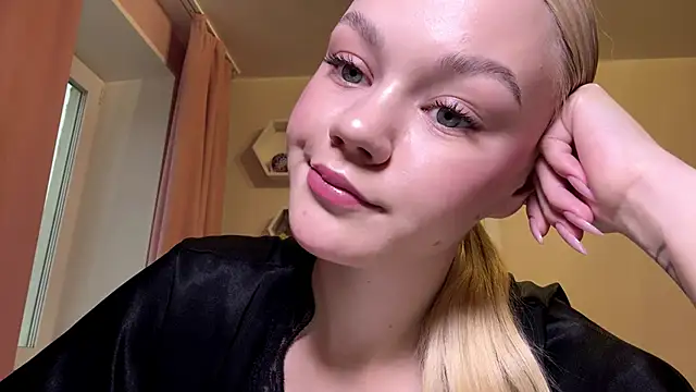 MiaCashe online show from 07.01.26