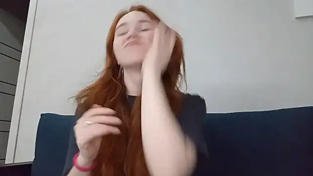 DizzyRina online show from 03.13.26