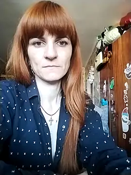 Snapshot of YaroslavaLester chatting on 04.16.26 YaroslavaLester online show from 04.16.26